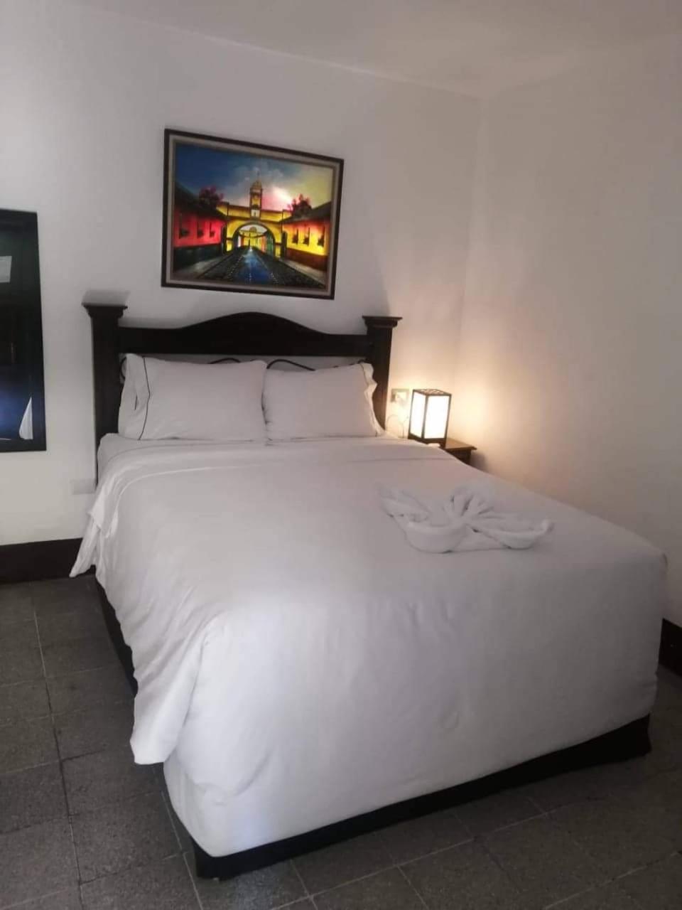 Hotel San Sebastian Антигуа-Гватемала Экстерьер фото